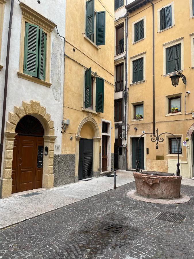 Magnolia Home - Piazza Delle Erbe Verona Eksteriør bilde