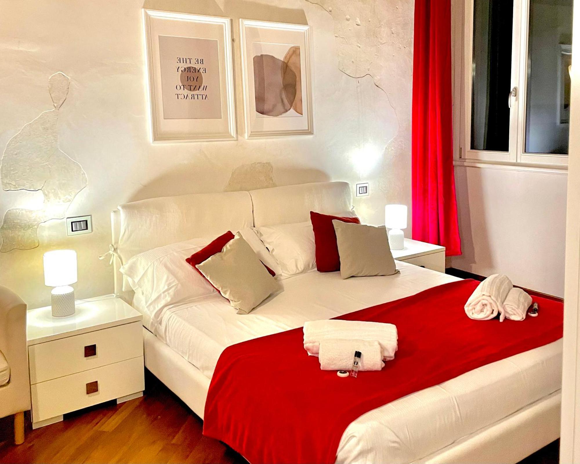 Magnolia Home - Piazza Delle Erbe Verona Eksteriør bilde